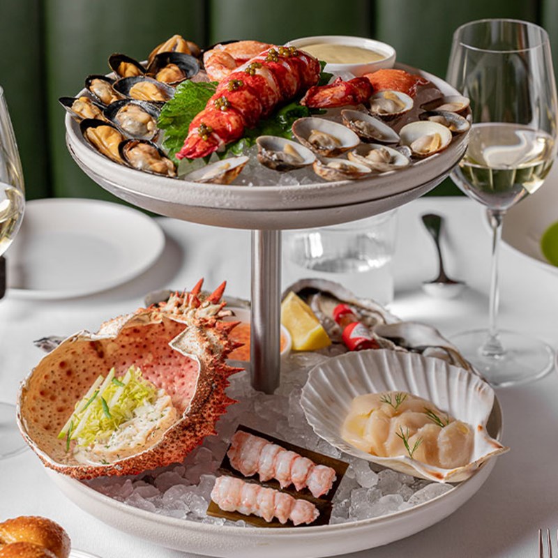 2 tiers of seafood