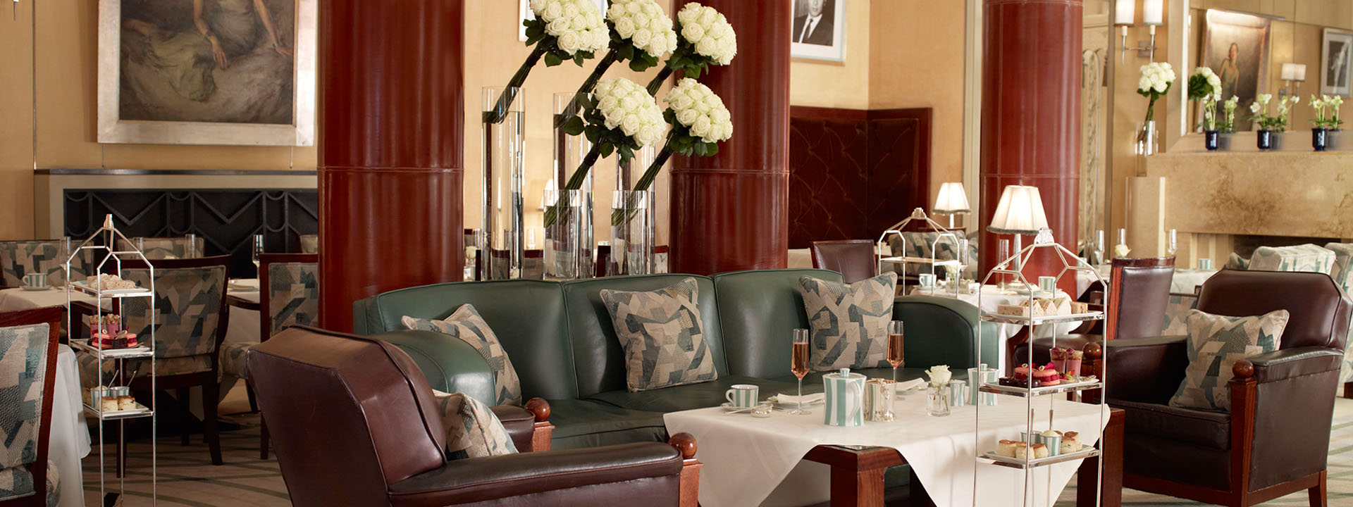 The Foyer Reading Room Afternoon Tea In Mayfair Claridge S