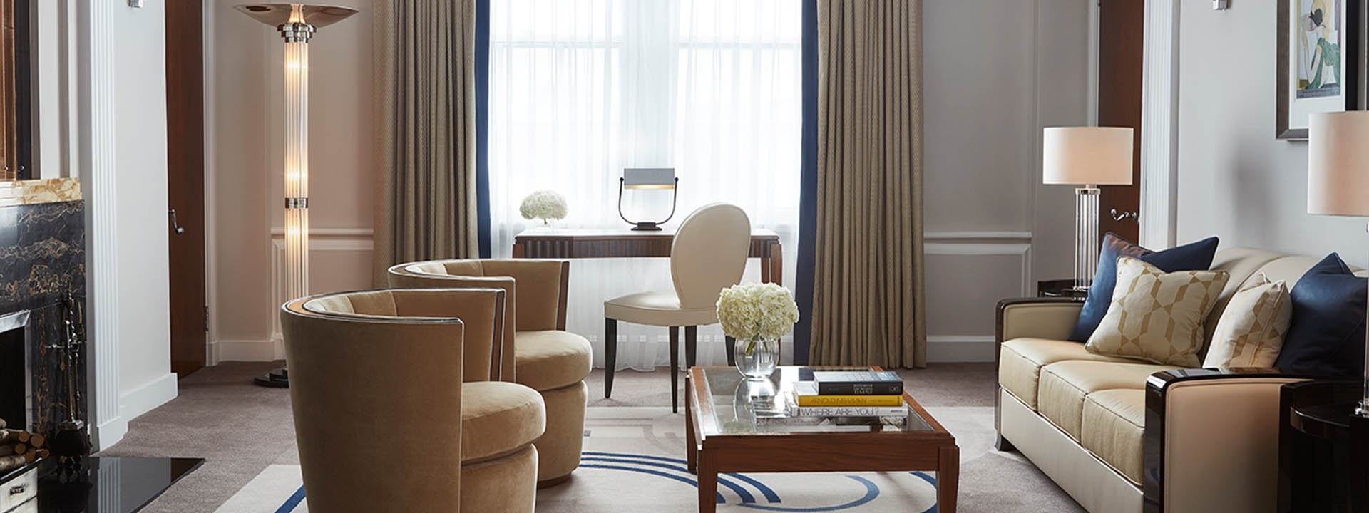 Classic Suite: One Bedroom Luxury Suite - Claridge's