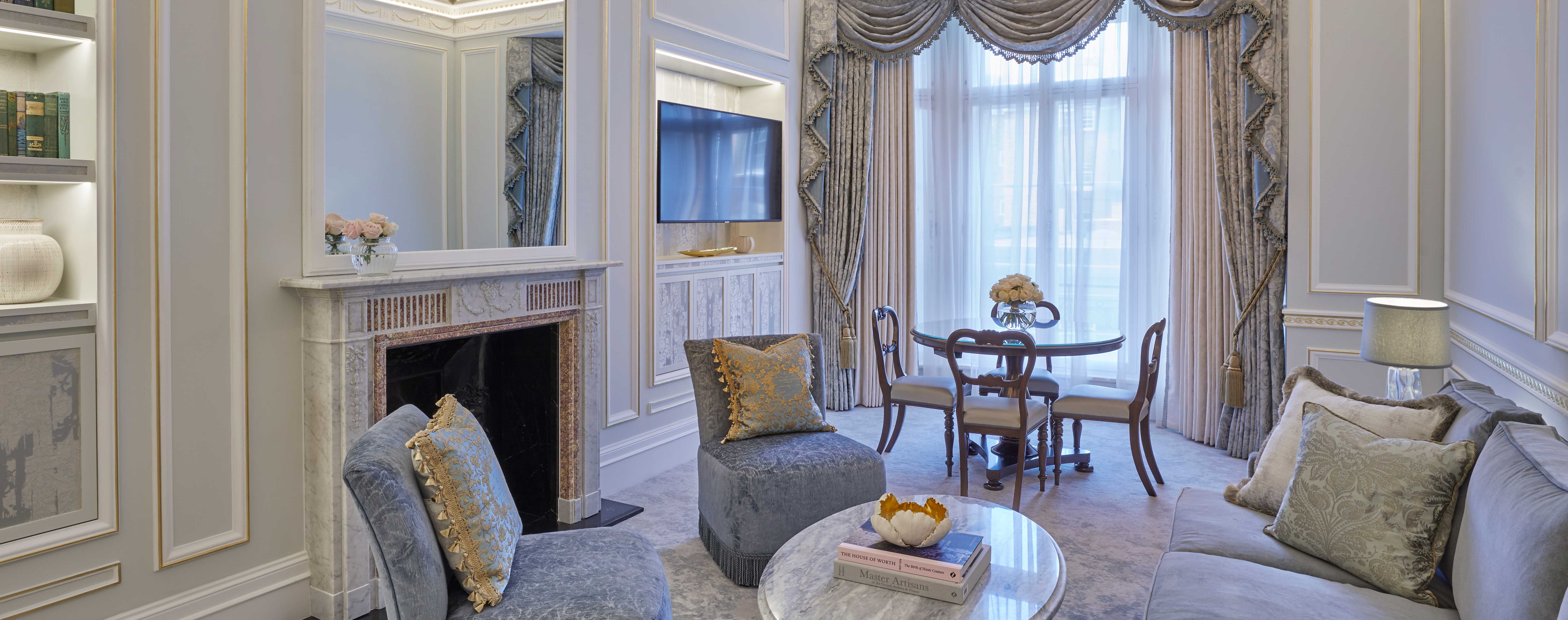 Deluxe Mayfair Suite One Bedroom Luxury Suite Claridge’s Deluxe Mayfair Suite One Bedroom Luxury Suite Claridge’s