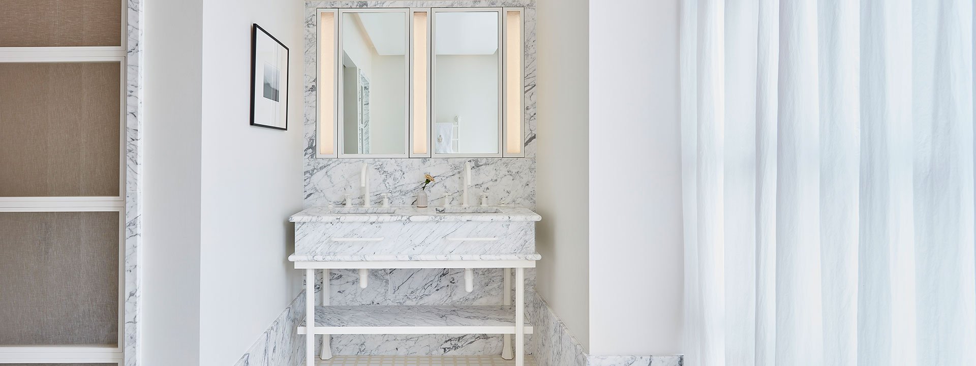 Mayfair Room marble bathroom, twin basins