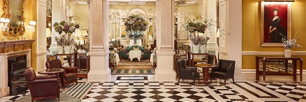 Claridge's lobby, with a view into The Foyer and Reading Room